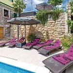 Beautiful Home In Medveja