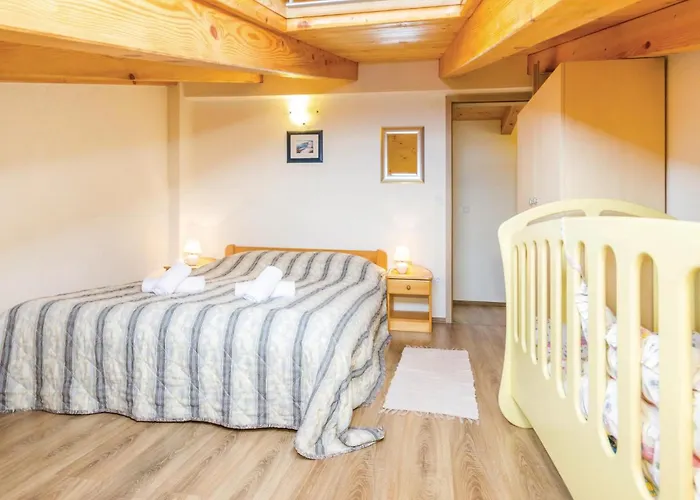 Beautiful Home In Medveja