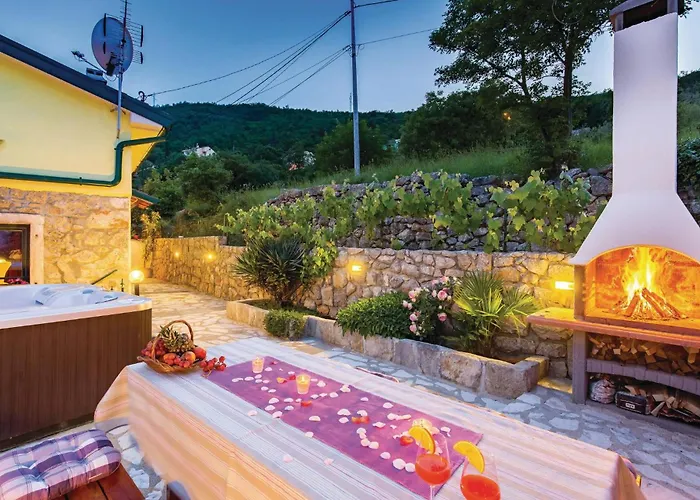 Beautiful Home In Medveja