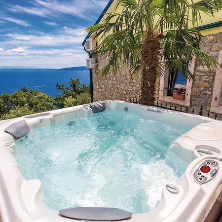 度假居 Cozy In With Outdoor Swimming Pool *